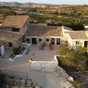 **** Hotel Borgo Delle Pietre Italia